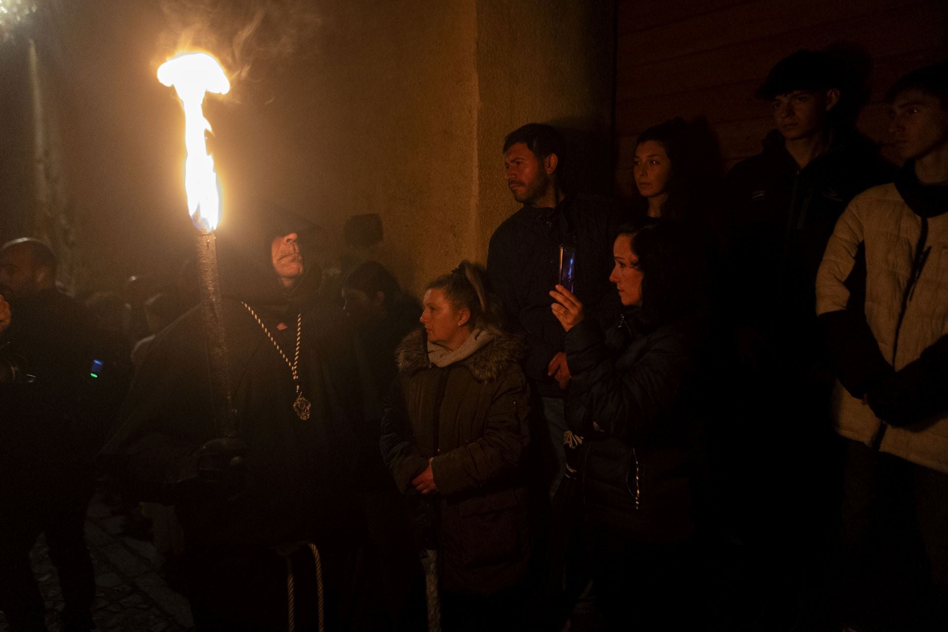 Las mejores imágenes de la procesión del Cristo Negro en Cáceres