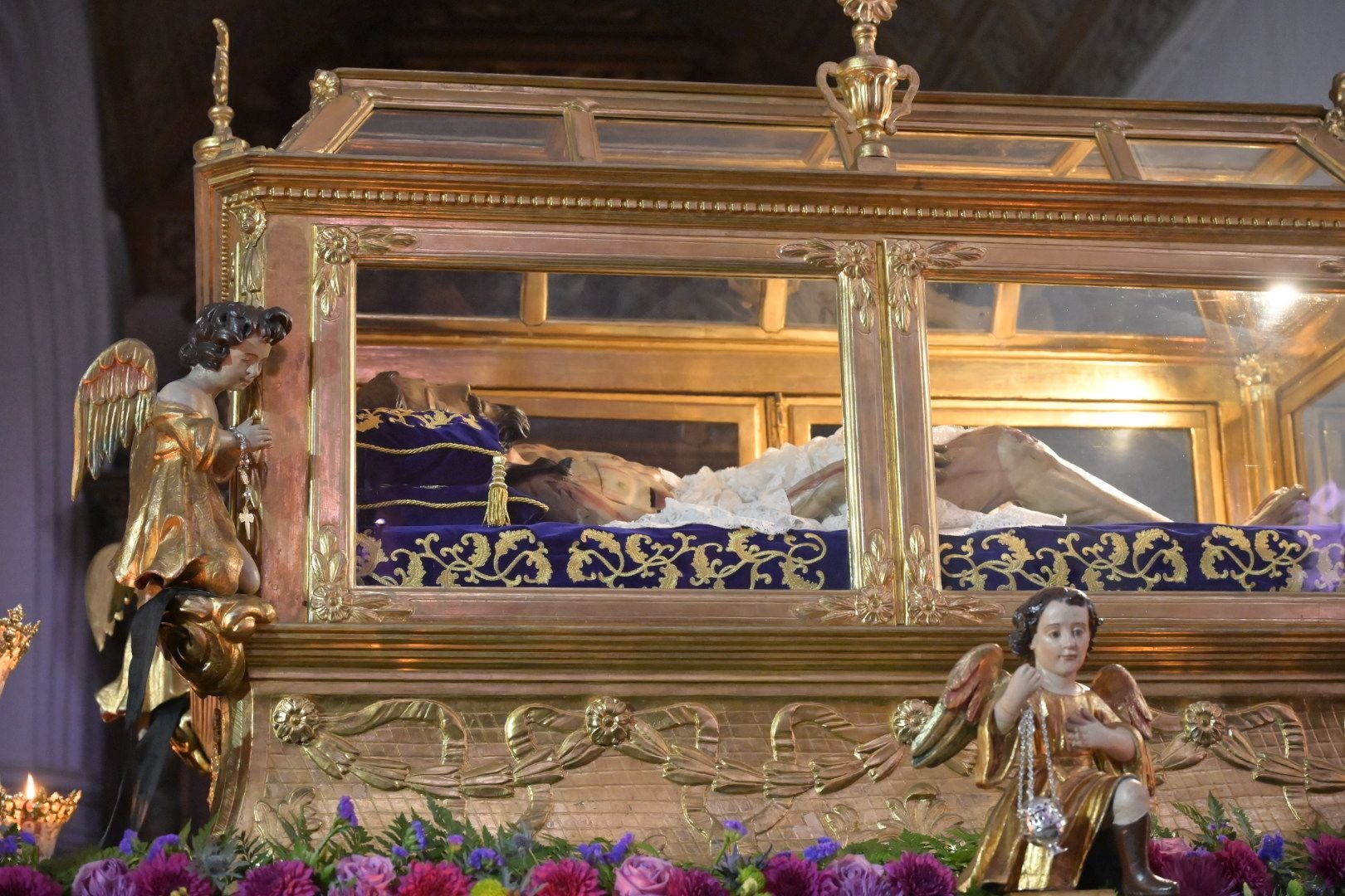 La suspensión del Santo Entierro de Badajoz, en imágenes
