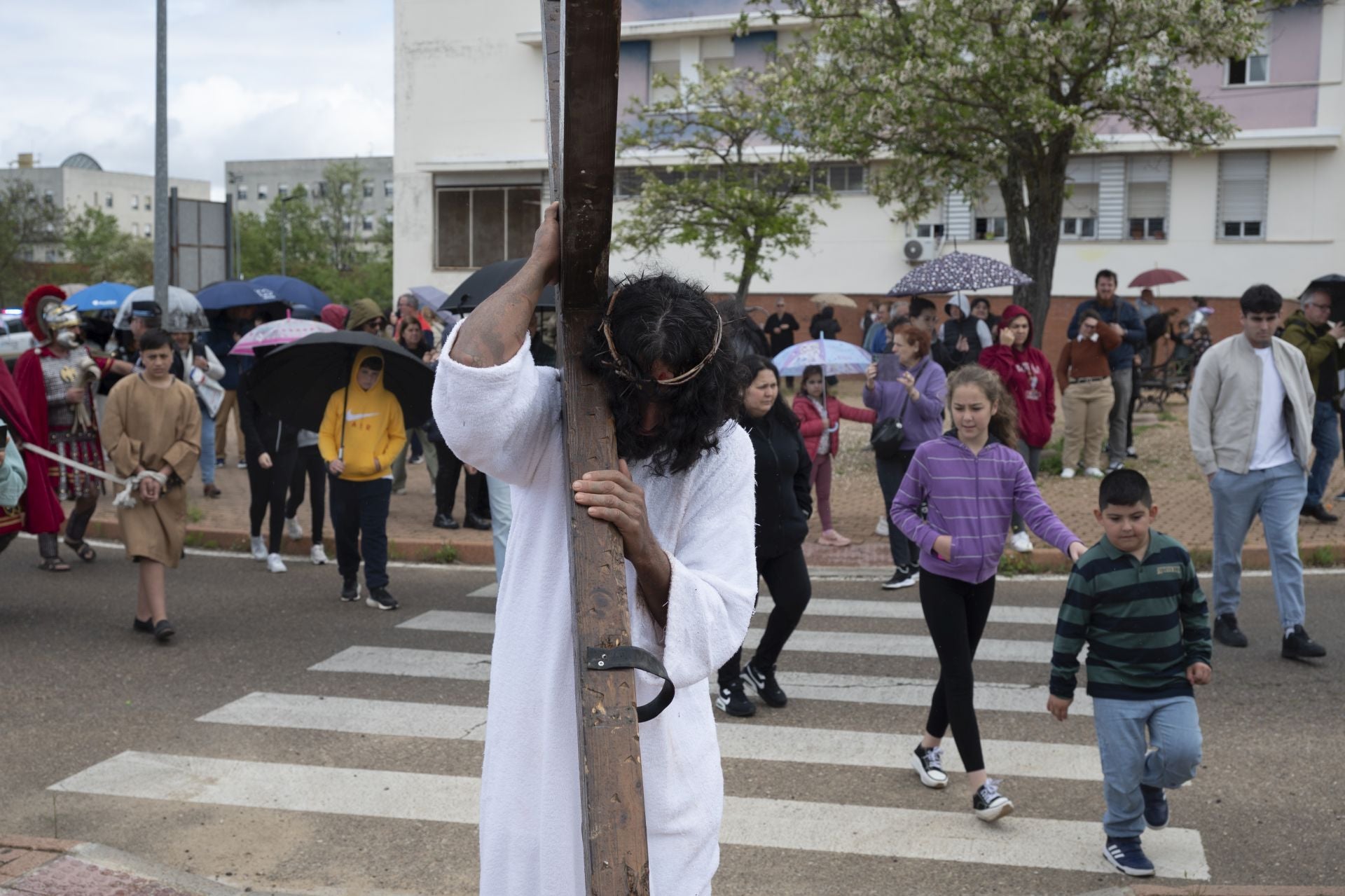 El viacrucis del Cerro de Reyes, en imágenes