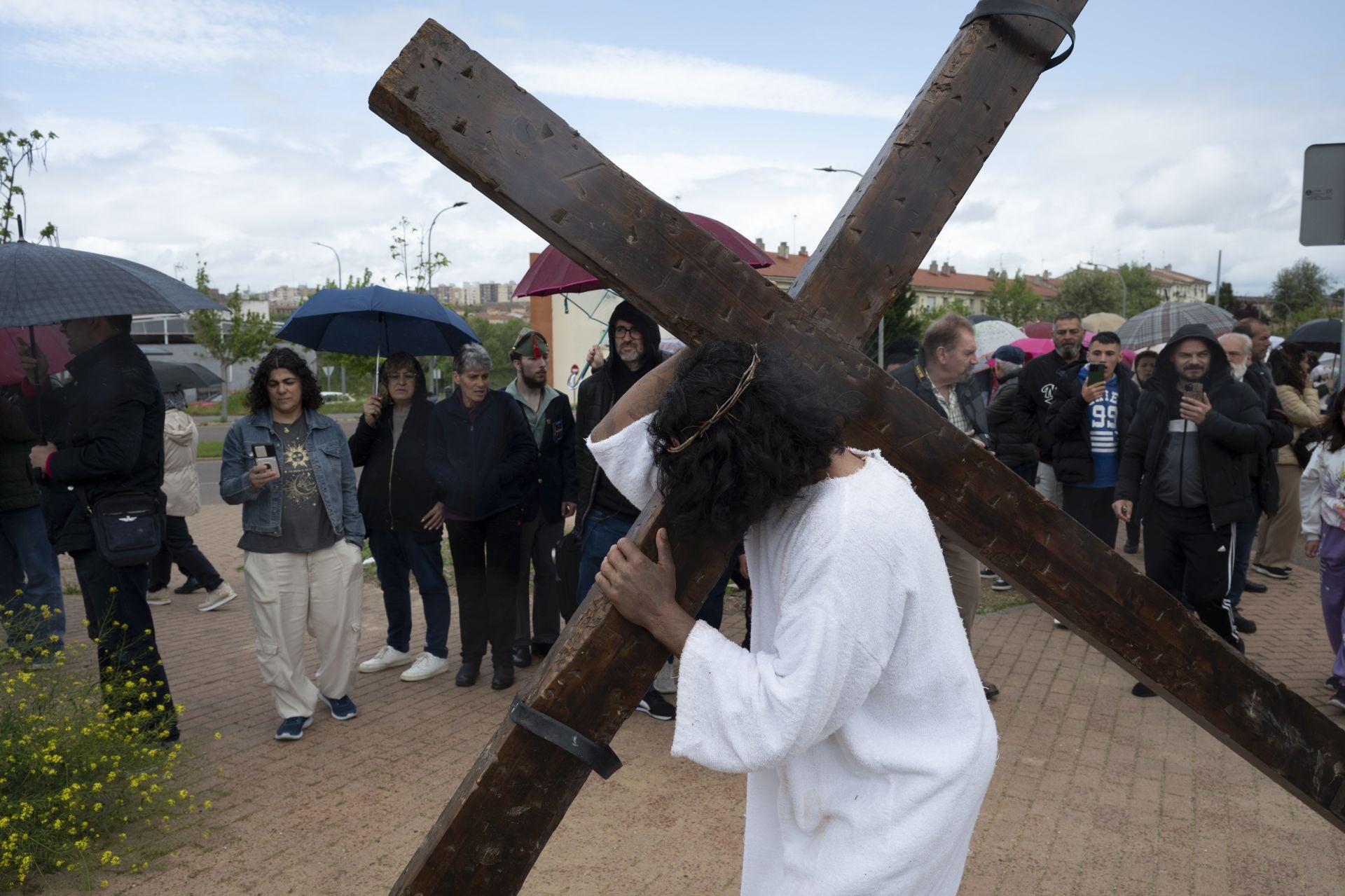 El viacrucis del Cerro de Reyes, en imágenes