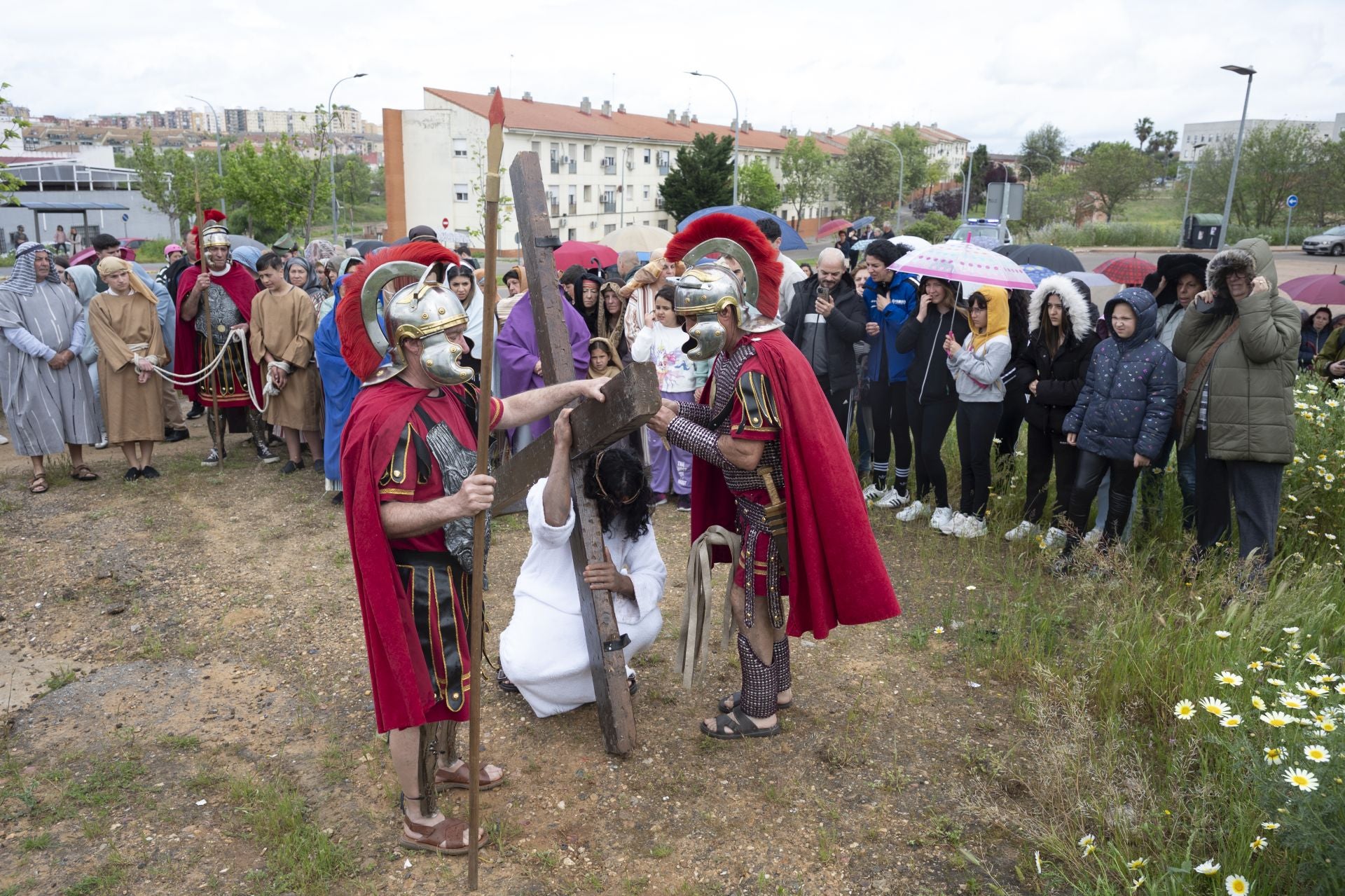 El viacrucis del Cerro de Reyes, en imágenes