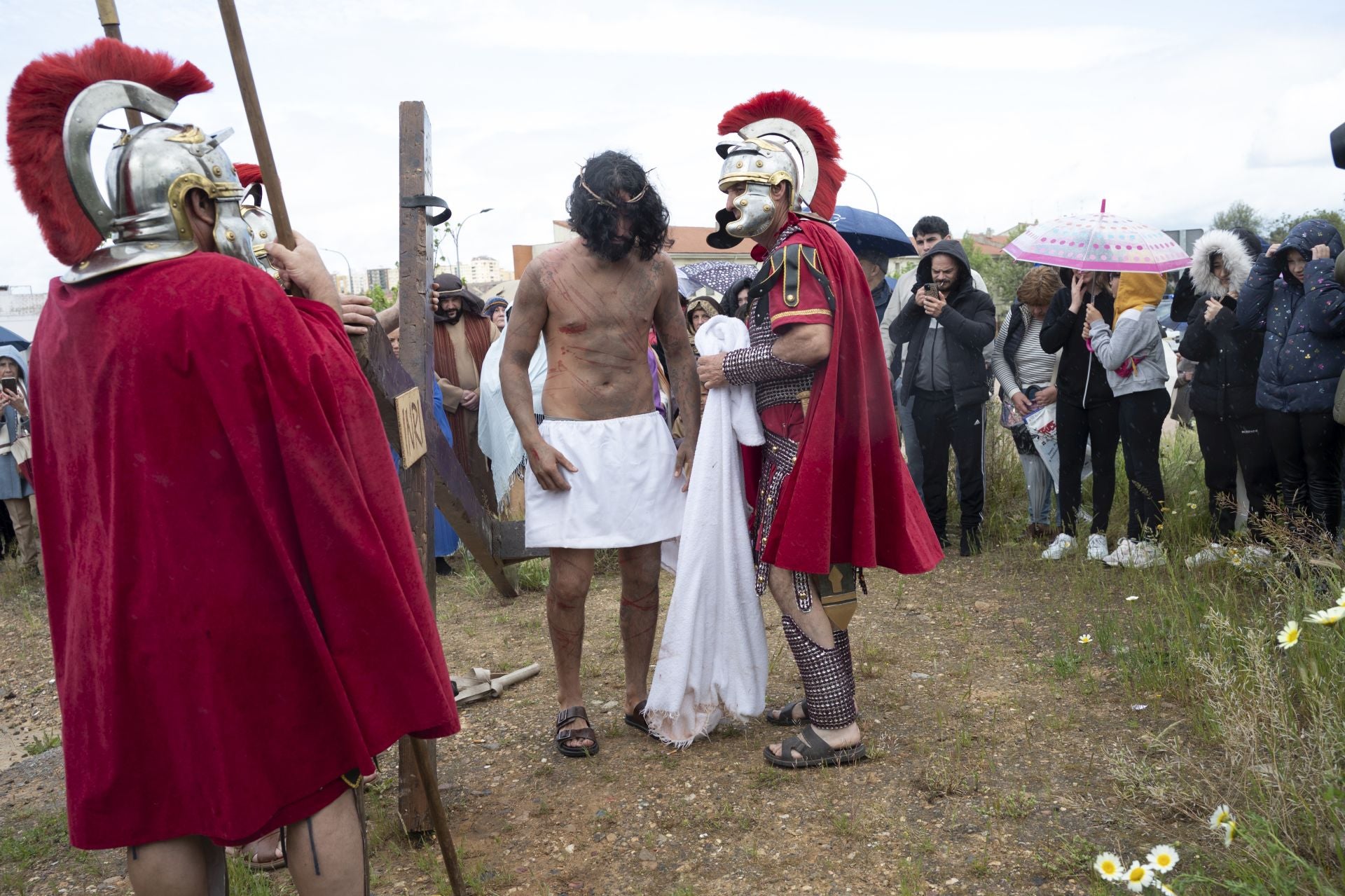 El viacrucis del Cerro de Reyes, en imágenes