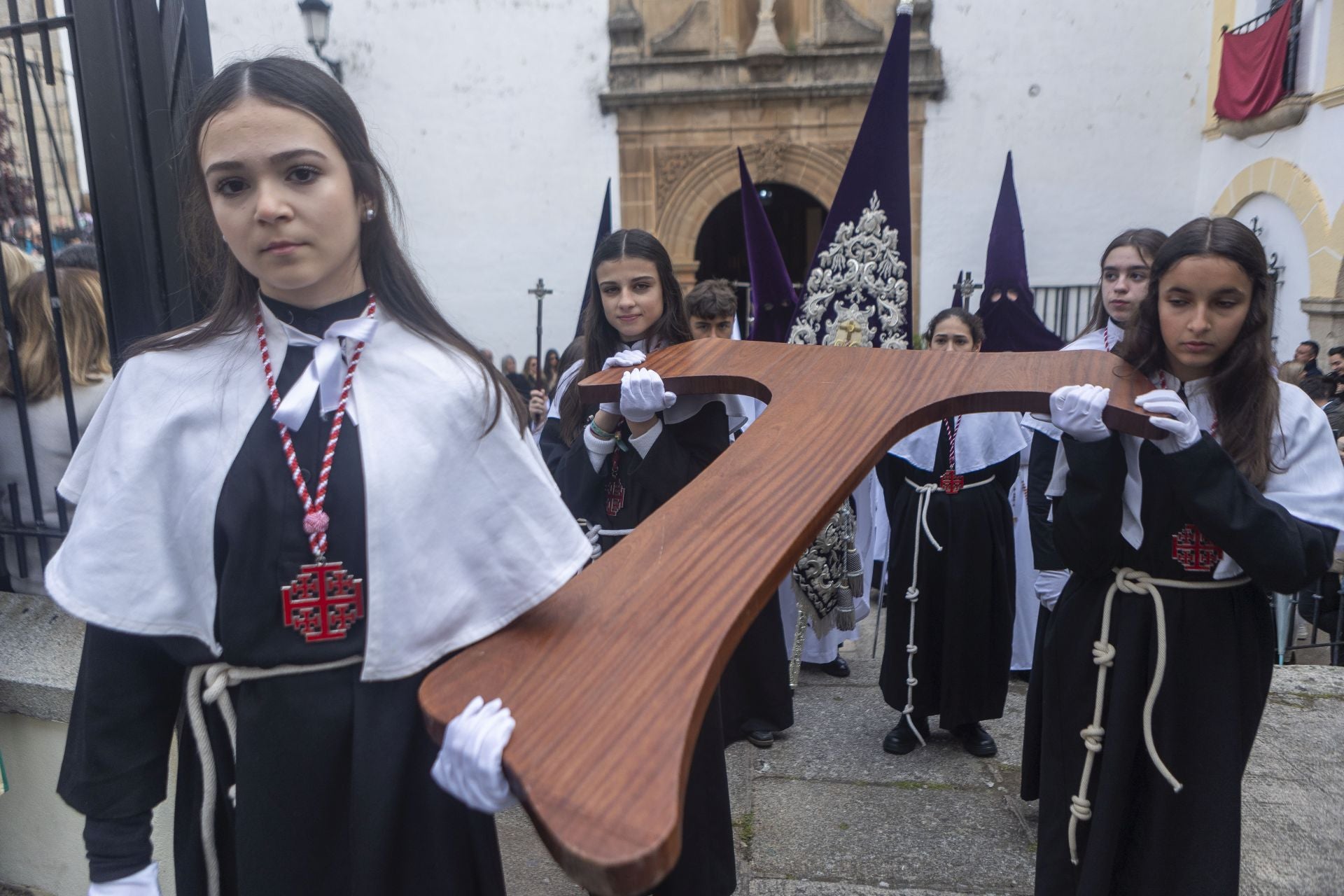 Viernes Santo de Cáceres, en imágenes