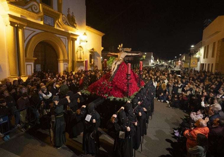 Fervor y lágrimas en Semana Santa