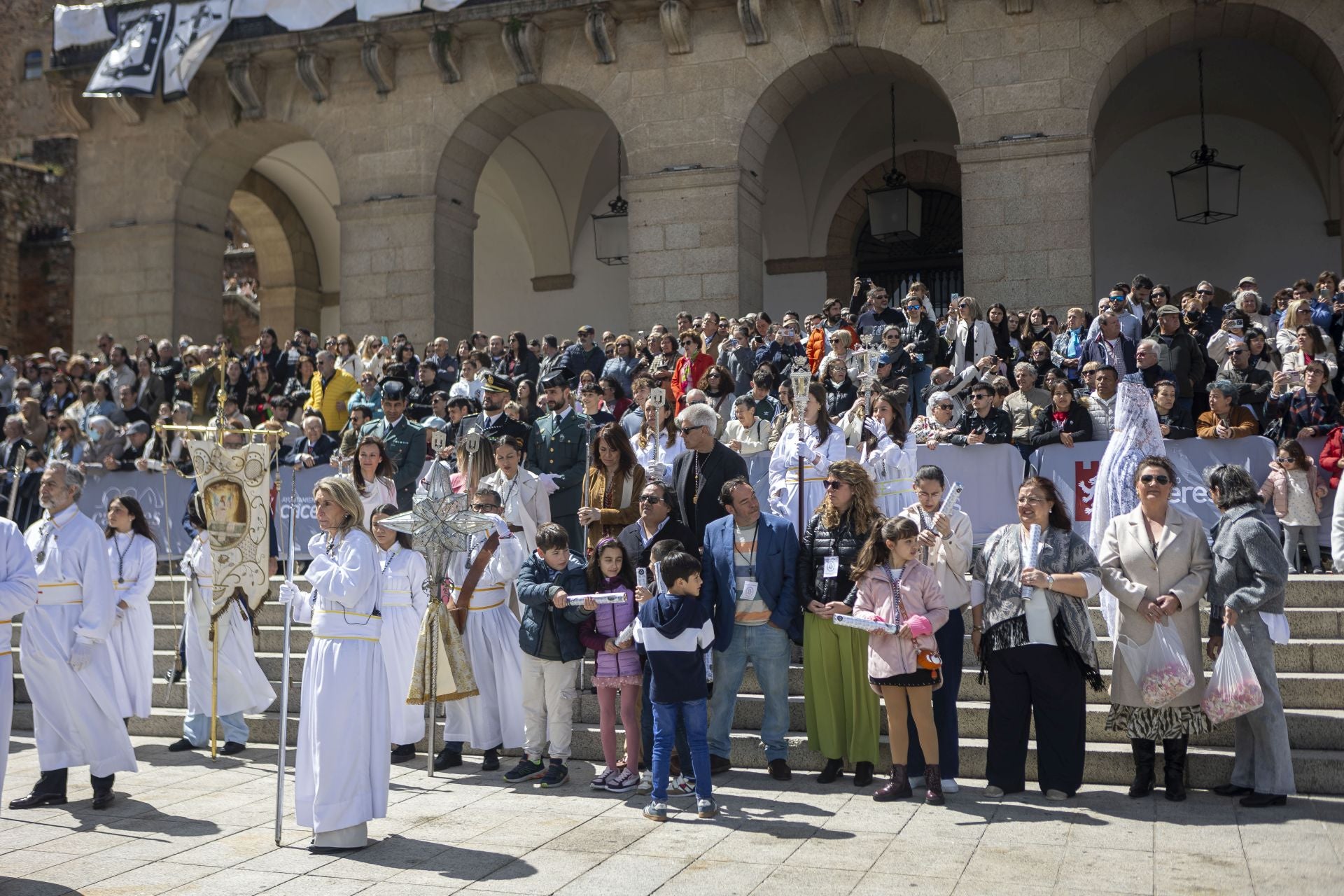 Fotos | Así ha puesto Cáceres el broche final a la Semana Santa