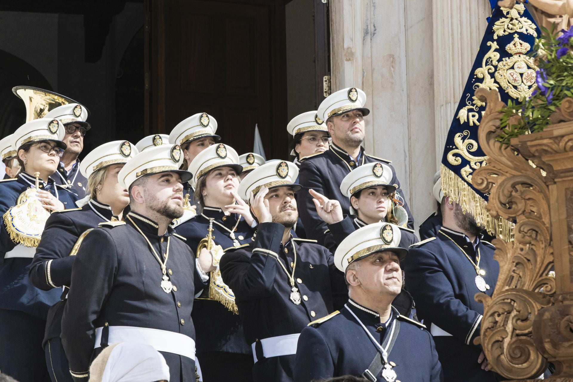 Fotos | Así ha sido la procesión de la Hermandad del Resucitado