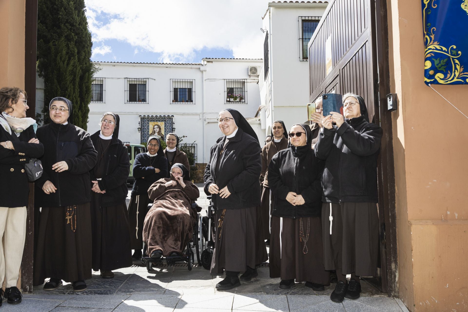 Fotos | Así ha sido la procesión de la Hermandad del Resucitado