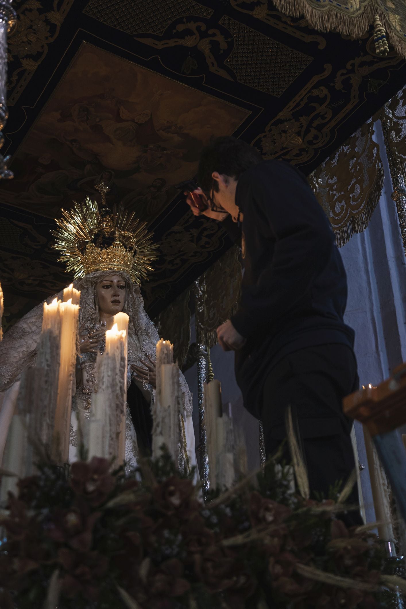 Fotos | Así ha sido la procesión de la Hermandad del Resucitado