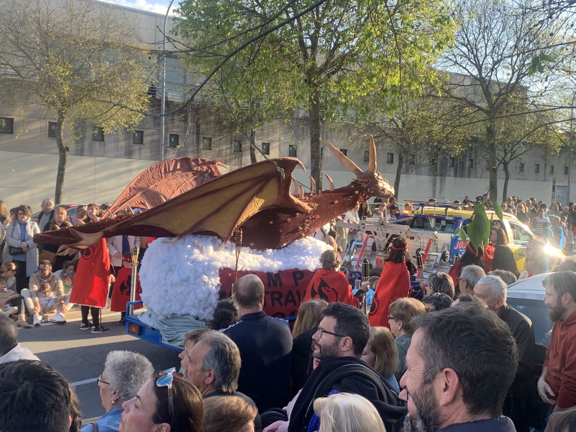 El desfile de San Jorge de Cáceres, en imágenes