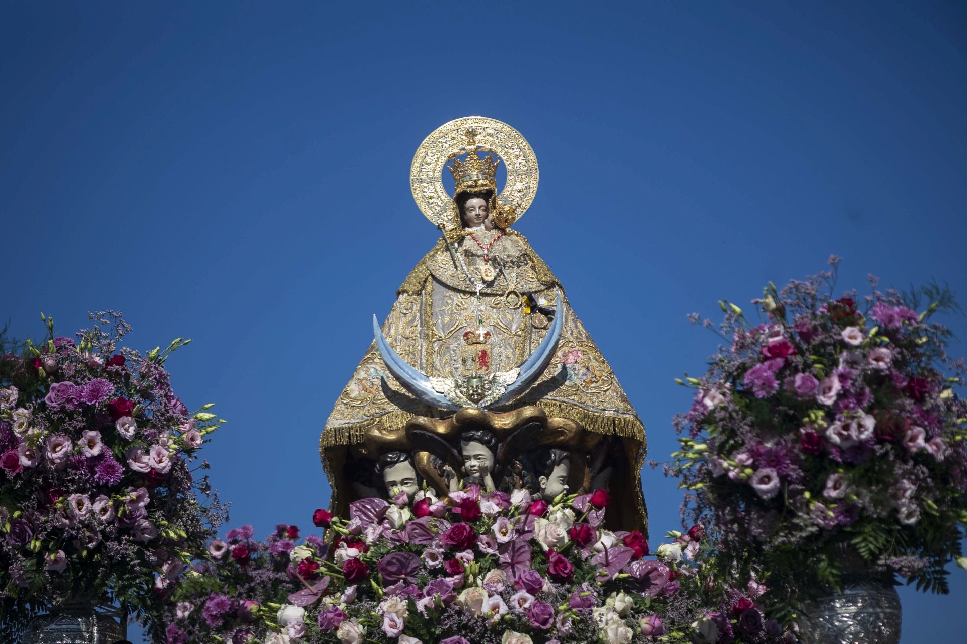 La bajada de la Virgen de la Montaña a la ciudad, en imágenes