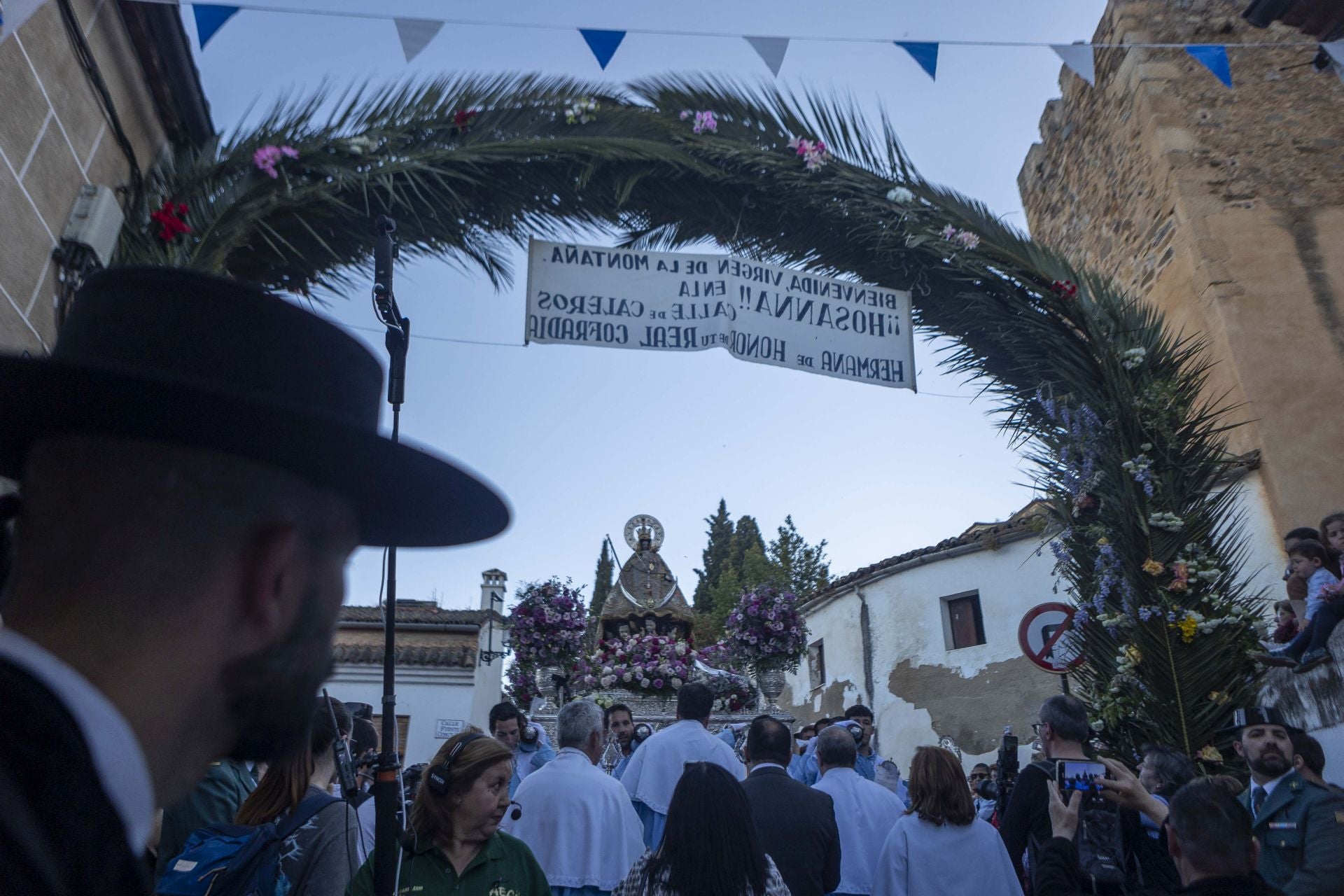La bajada de la Virgen de la Montaña a la ciudad, en imágenes