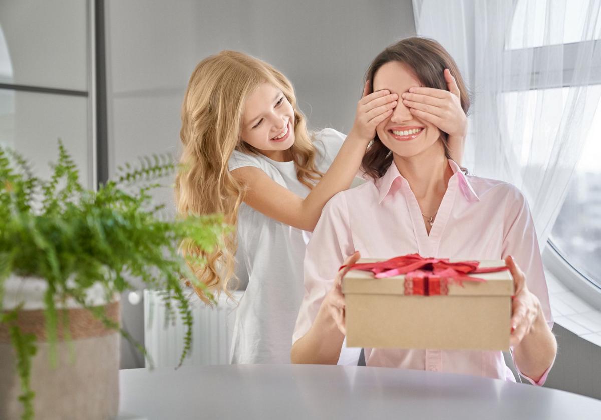 Día de la Madre 2025: el gasto medio sube a 72 euros y estas son las ideas de regalo que arrasan