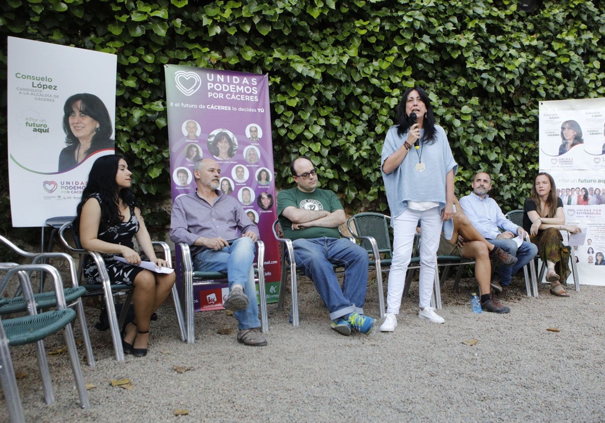 Demanda de 20.000 euros por injurias y calumnias contra la portavoz de Unidas Podemos en Cáceres