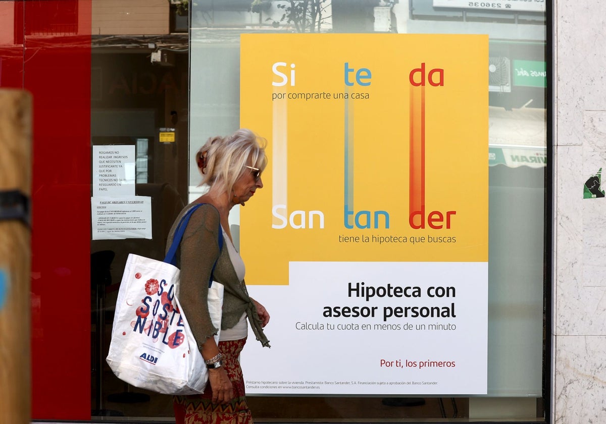 Cerca de 900 jóvenes extremeños recurren al aval de la Junta para comprar su primera vivienda