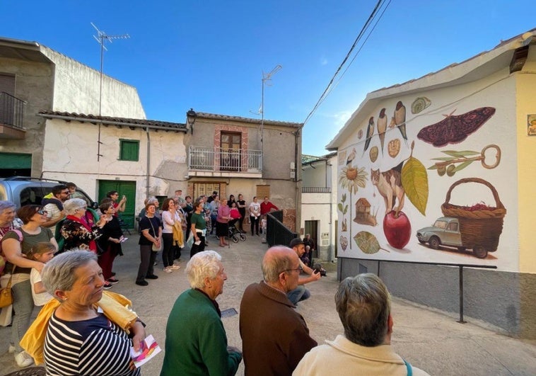 El arte urbano decorará otros siete pueblos cacereños con 21 murales más