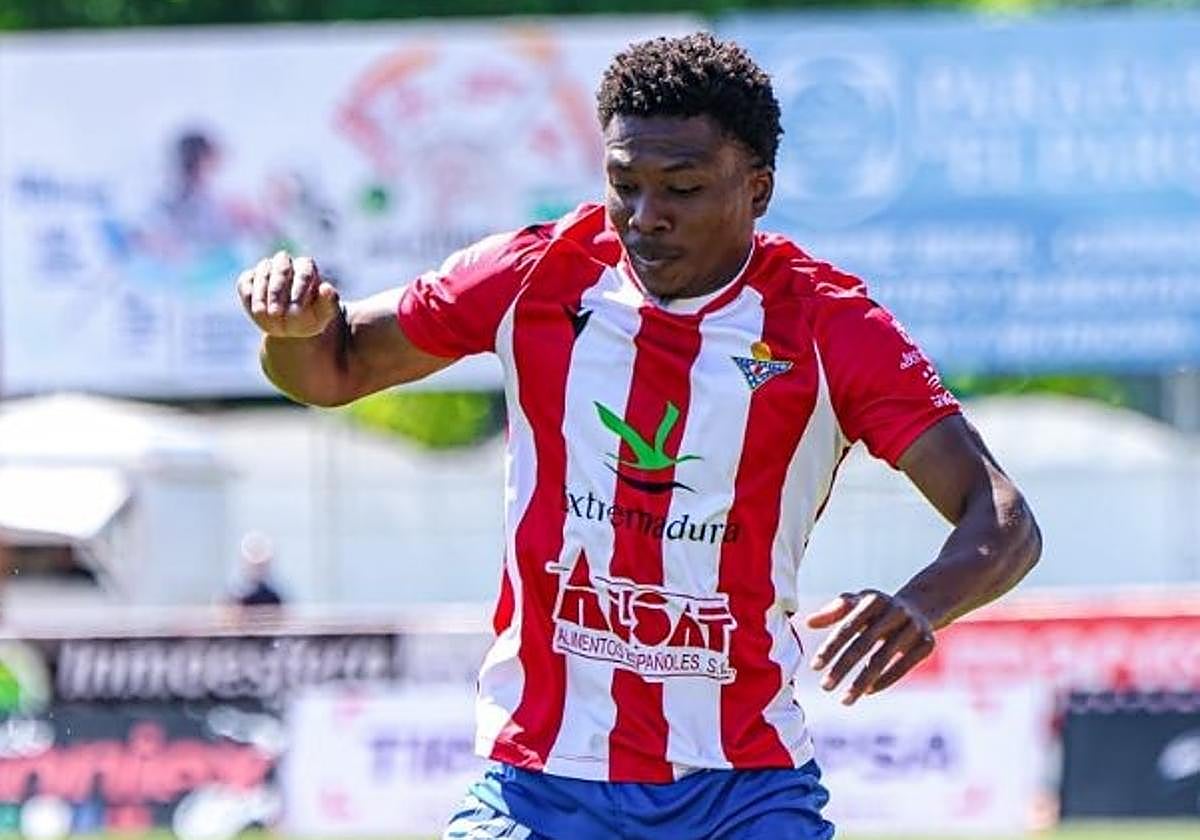 Derrota del Don Benito en su último partido en casa de la temporada