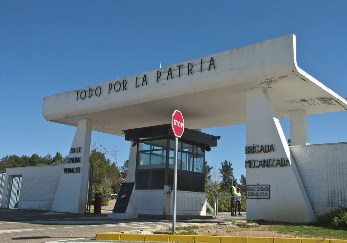 Un militar de Bótoa muere cuando corría por la base