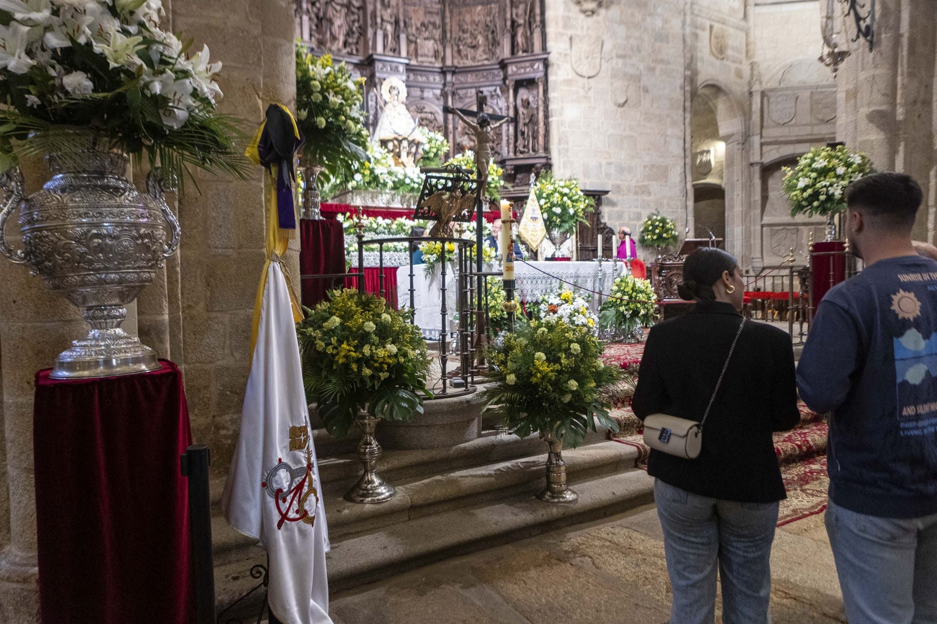 La presentación de los niños ante la Virgen de la Montaña, en imágenes