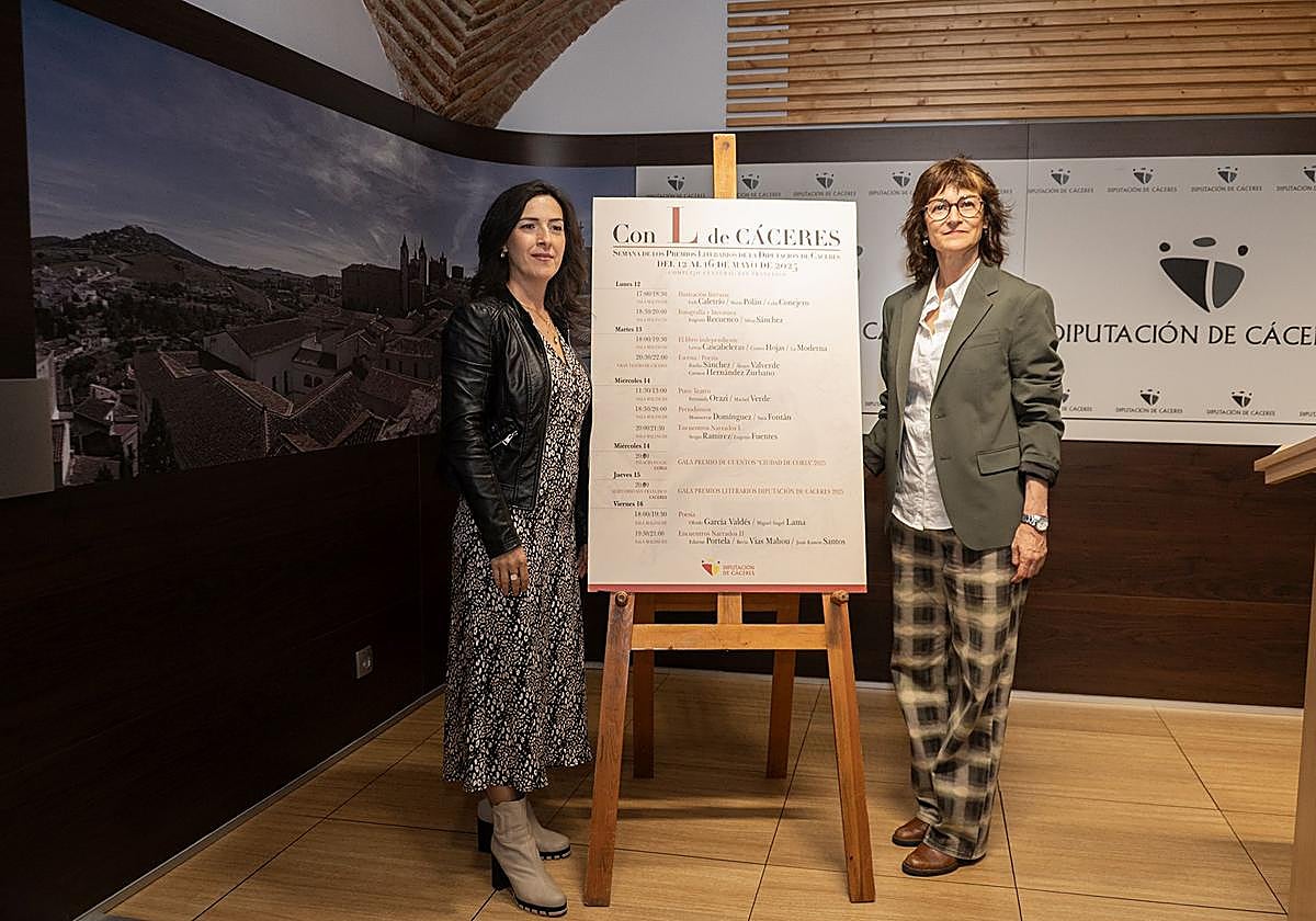 Esther Gutiérrez y Ada Salas durante la presentación de la iniciativa.