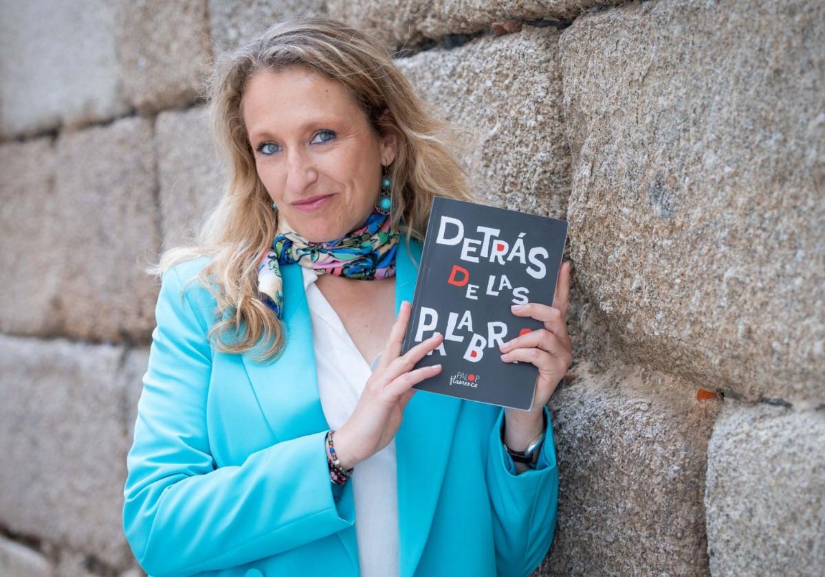 María Isabel Rodríguez Palop presenta en Llerena 'Detrás de las palabras'
