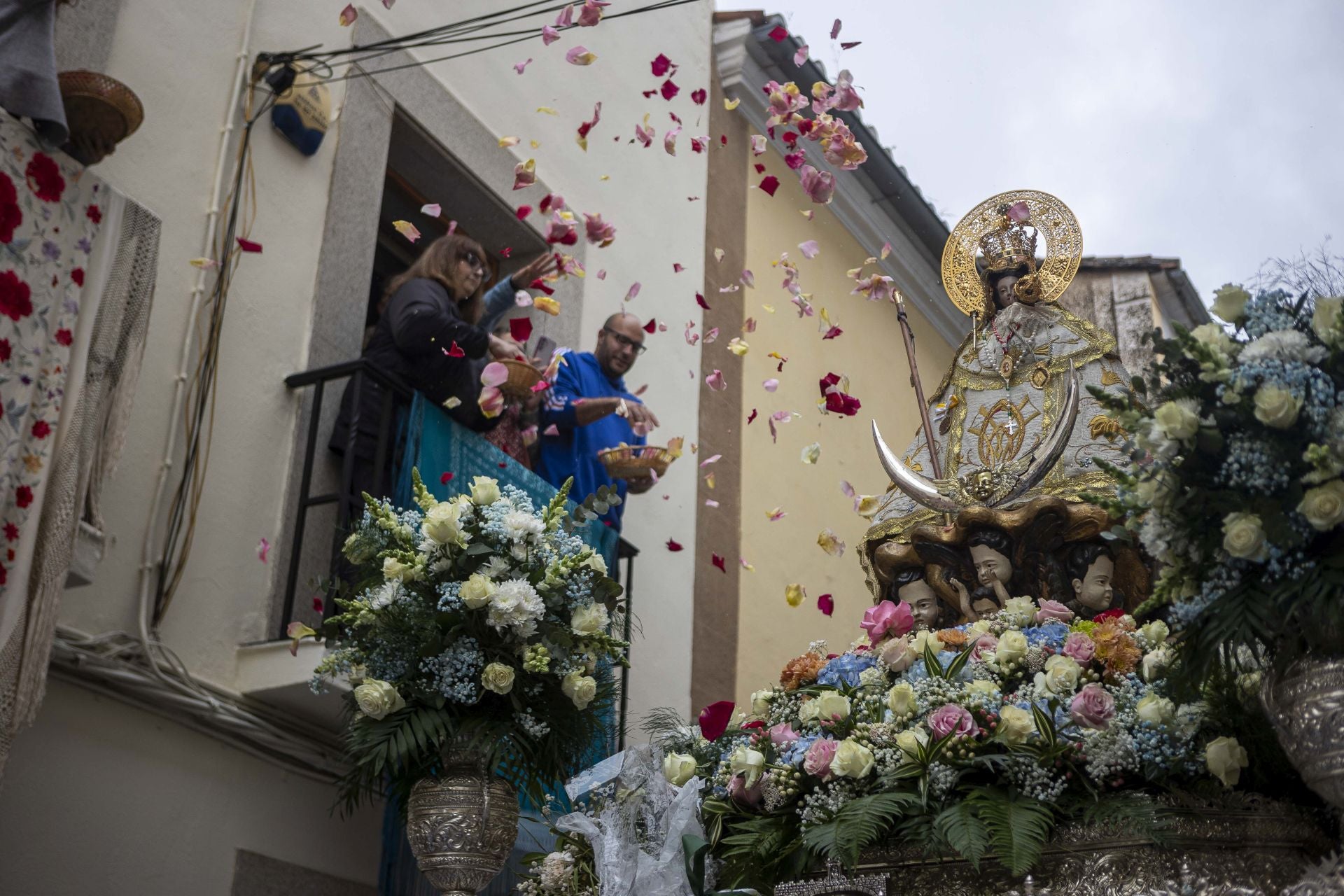 El regreso de la patrona de Cáceres a su santuario, en imágenes