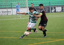 El campeón Extremadura cayó goleado en Navalmoral.