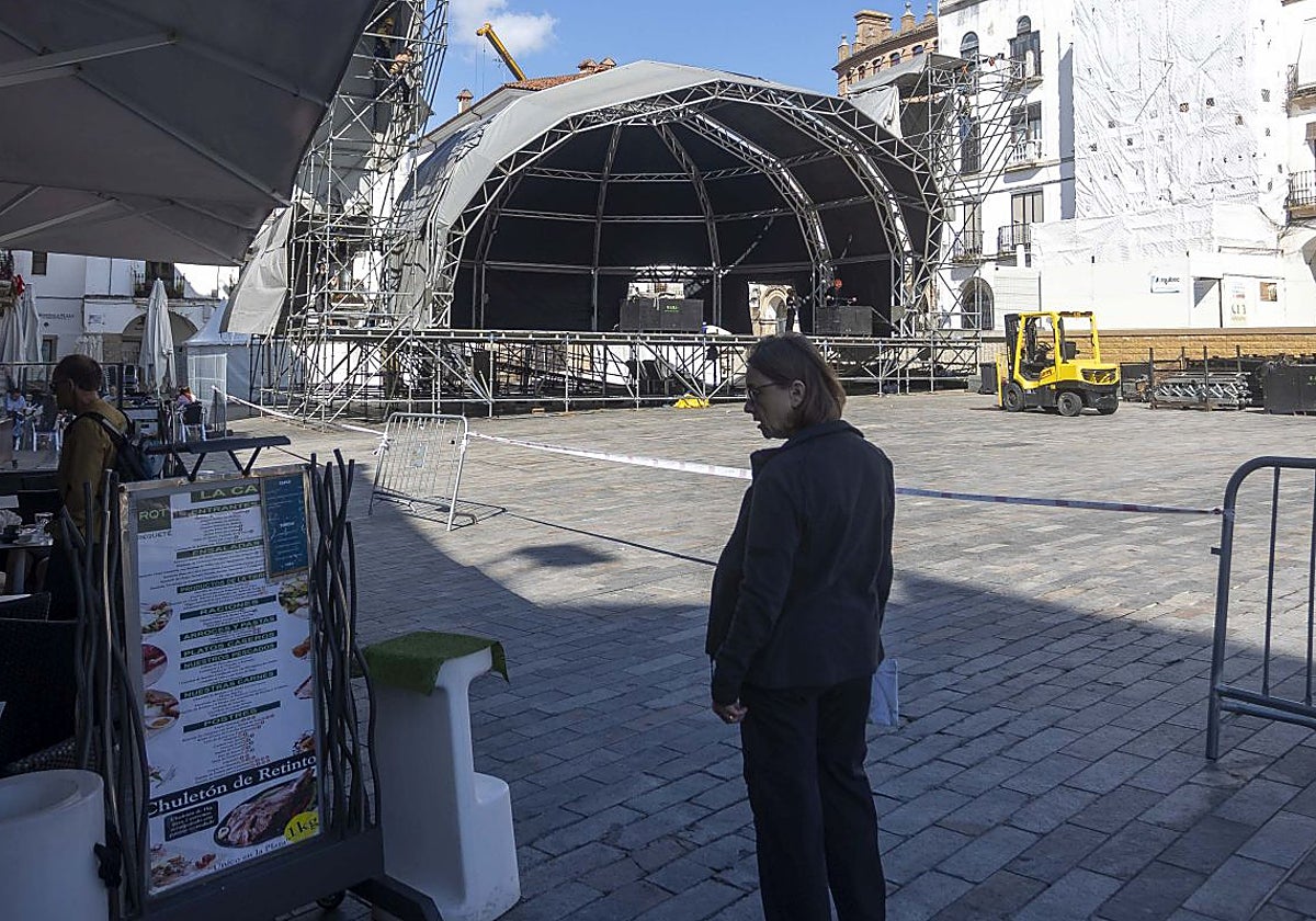 El escenario del Womad, este martes por la tarde en la Plaza Mayor.