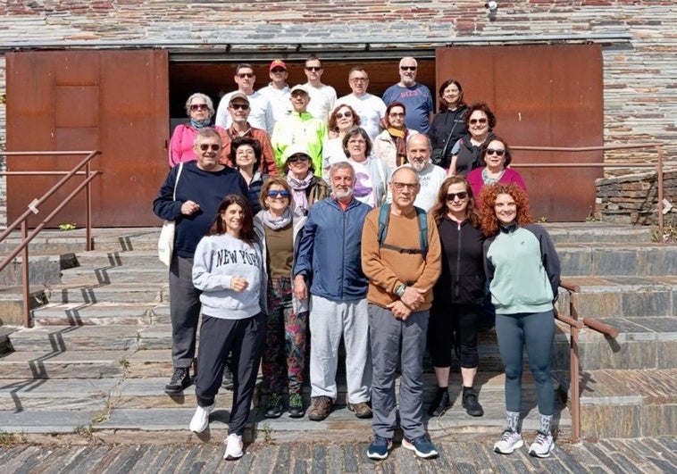 25 empleados de la Junta próximos a jubilarse participan en un curso de tres días en Monfragüe