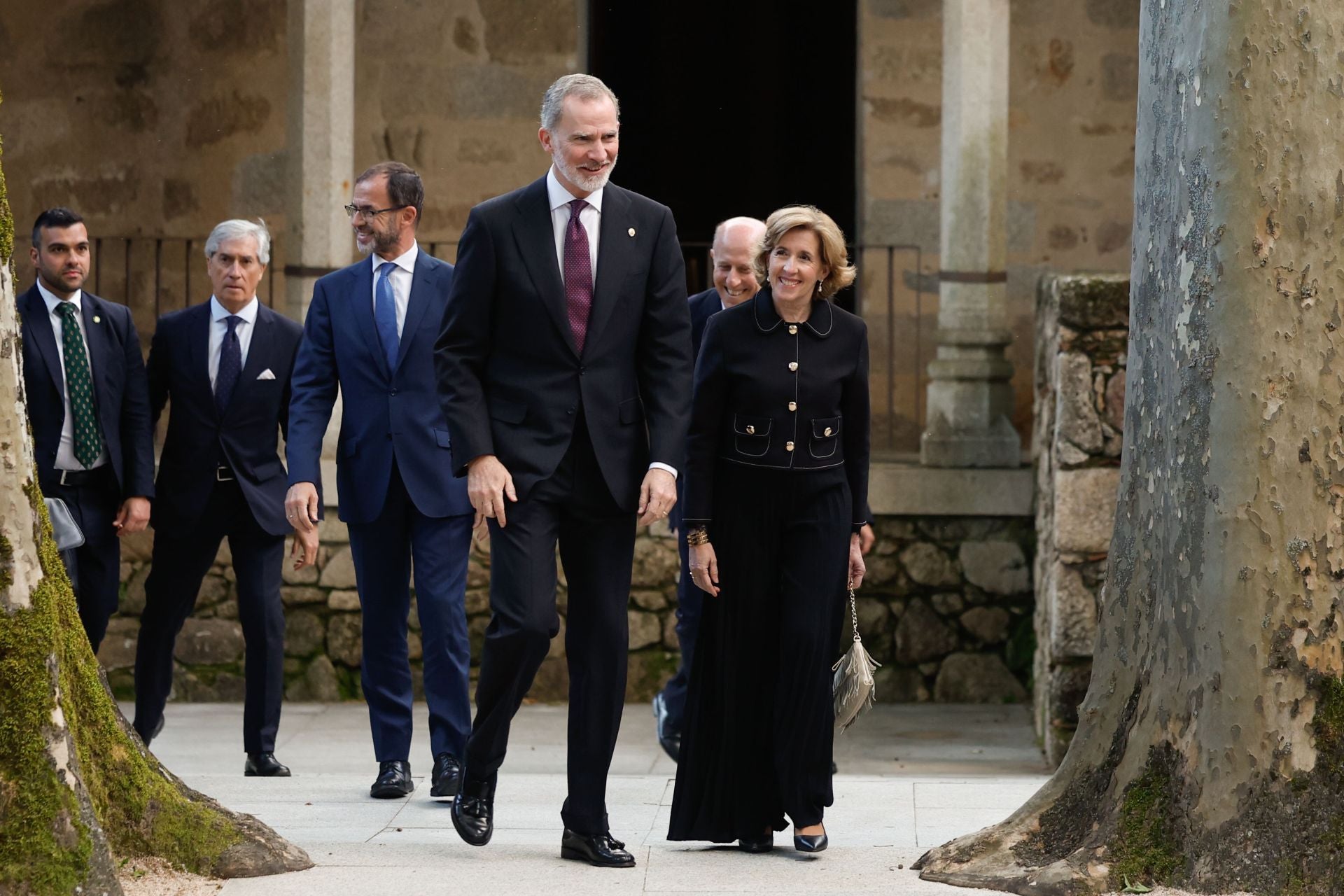 Fotos | Felipe VI preside la entrega del Premio Carlos Yuste a Josep Borrell