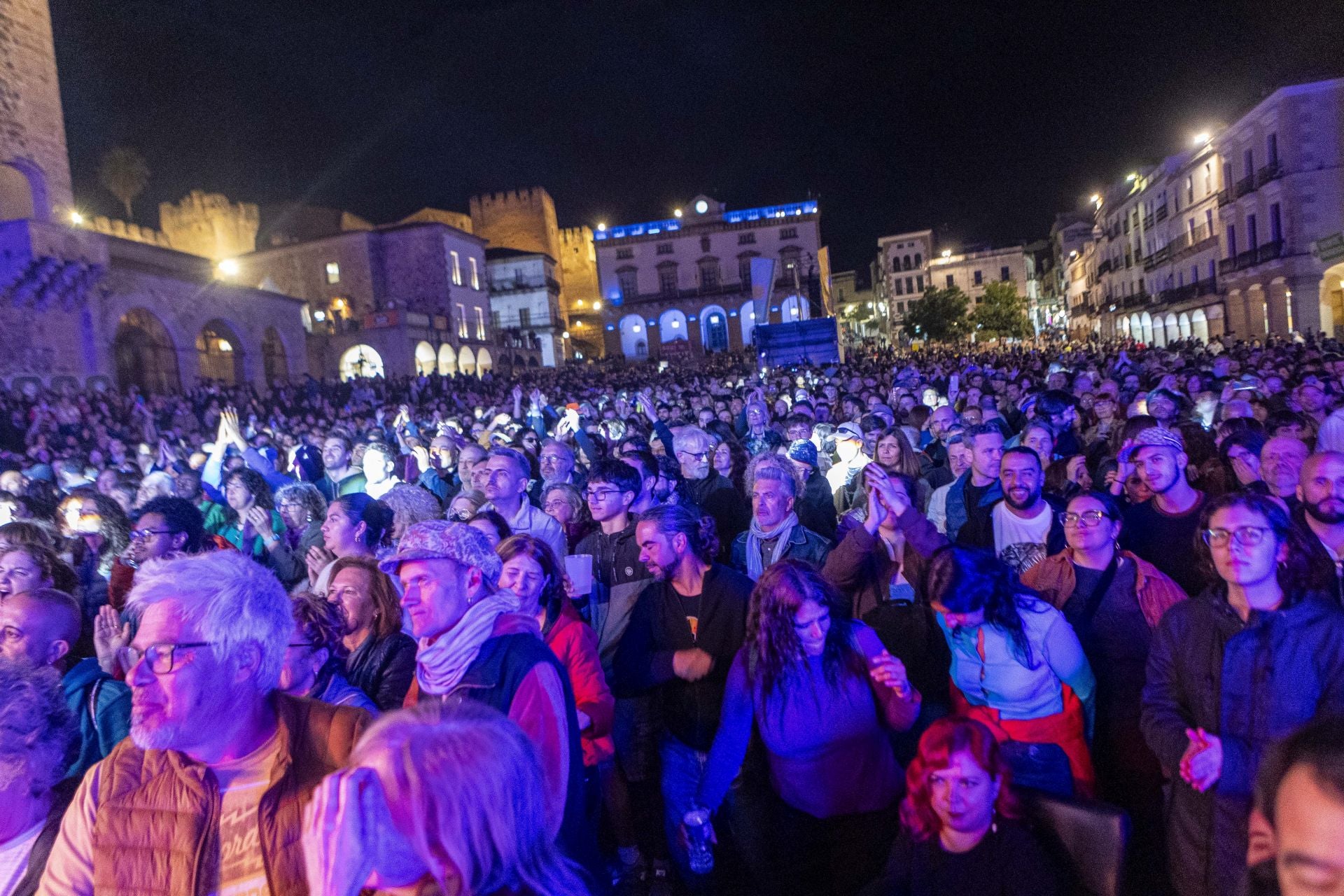 Fotos | Las mejores imágenes del jueves en el Womad de Cáceres 2025
