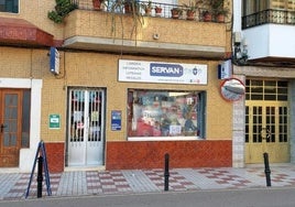 Punto de venta en Arroyo de San Serván.
