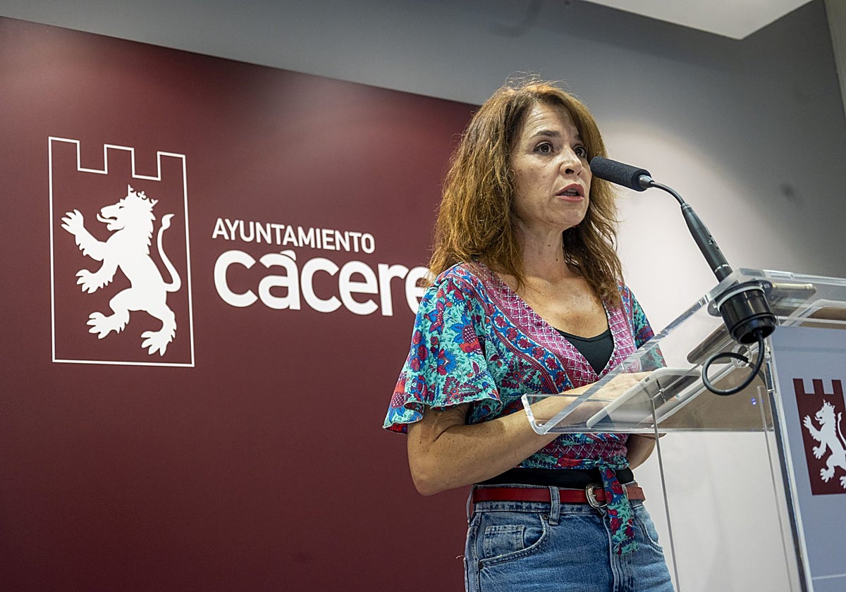 Belén Fernández, portavoz socialista en Cáceres.
