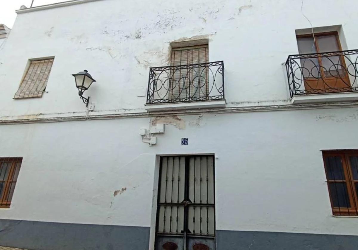 Olivenza denuncia la paralización de las obras de casas de alquiler asequible