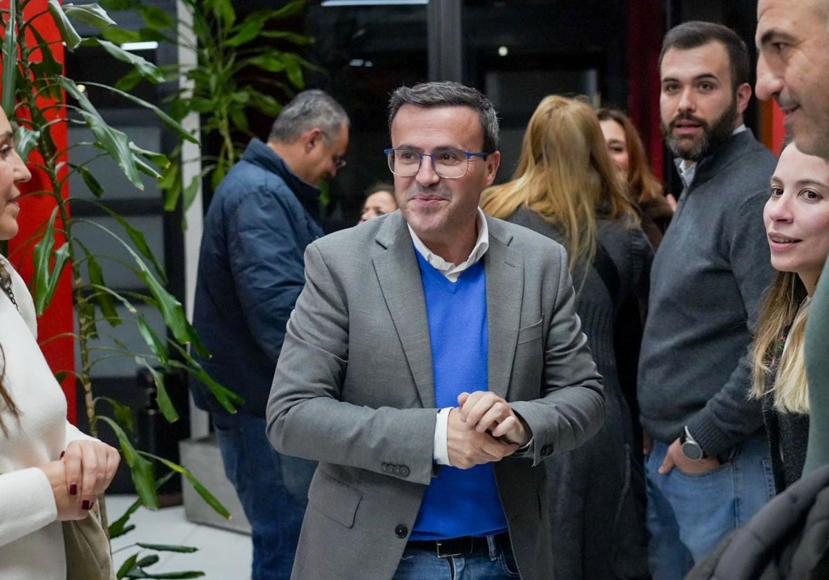 Gallardo anuncia que entra en la Asamblea y deja la Diputación de Badajoz