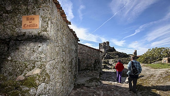 La Junta interviene en tres castillos, aunque un centenar amenazan ruina