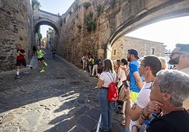 Las mejores fotos de la media maratón de Cáceres con récord de participación
