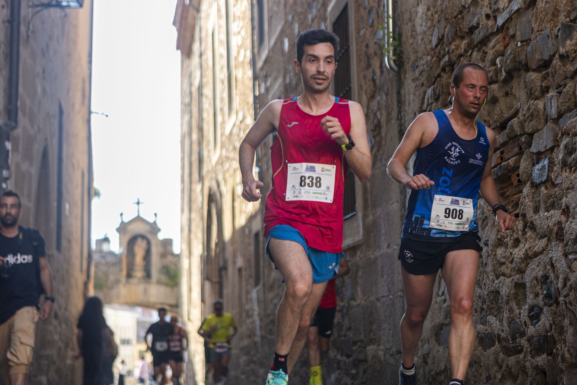Las mejores fotos de la media maratón de Cáceres con récord de participación