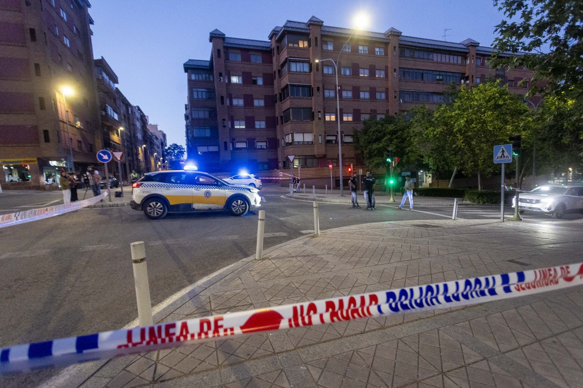 Dispositivo policial en Cáceres tras la muerte de un joven de 18 años en una pelea