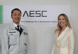 Guardiola visita en Japón una gigafactoría de AESC, la compañía que prevé construir la fábrica de baterías en Navalmoral