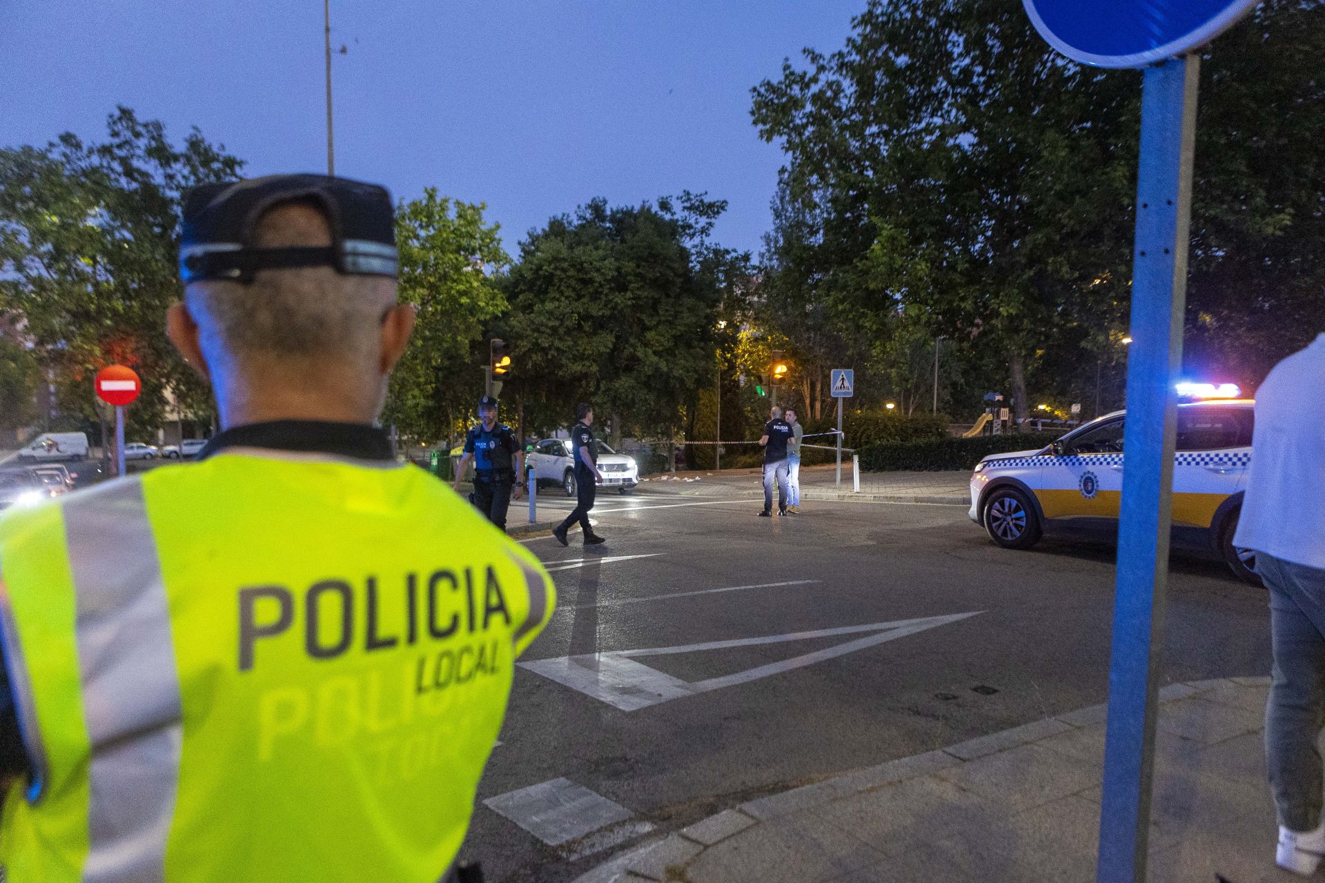 Dispositivo policial en Cáceres tras la muerte de un joven de 18 años en una pelea