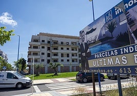 Construcción de viviendas en la avenida de Elvas de Badajoz.