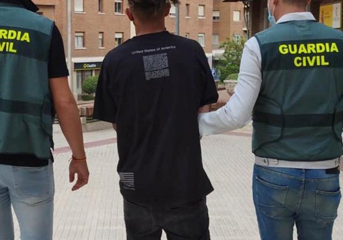 Un detenido en Badajoz vinculado al violento grupo de los Trinitarios