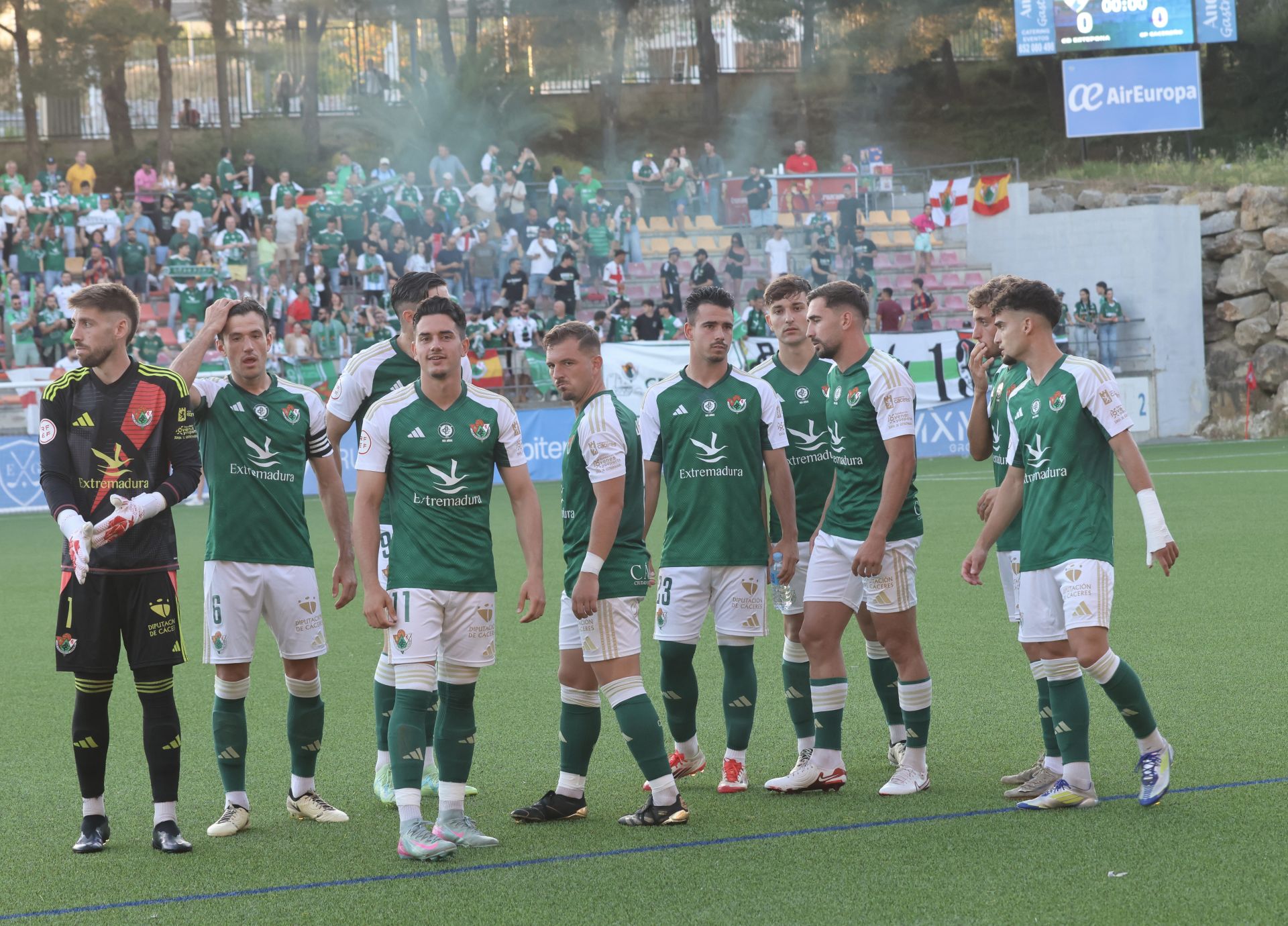 El Estepona-Cacereño, en imágenes