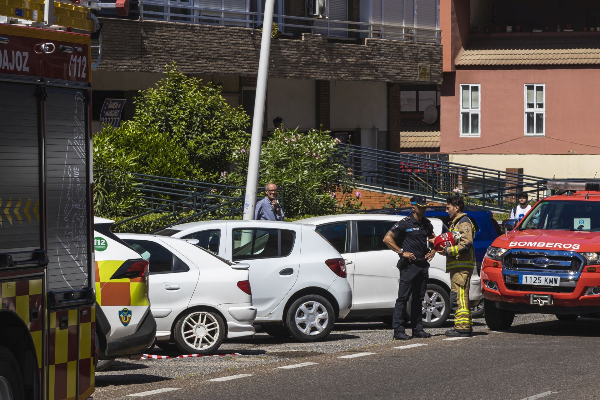 Fotos | Incendio en el laboratorio de los Maristas de Badajoz