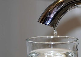 El agua sale ya hoy limpia en la mayoría de los domicilios de Badajoz.