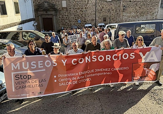 Inicio de la manifestación desde el convento de Las Carmelitas.