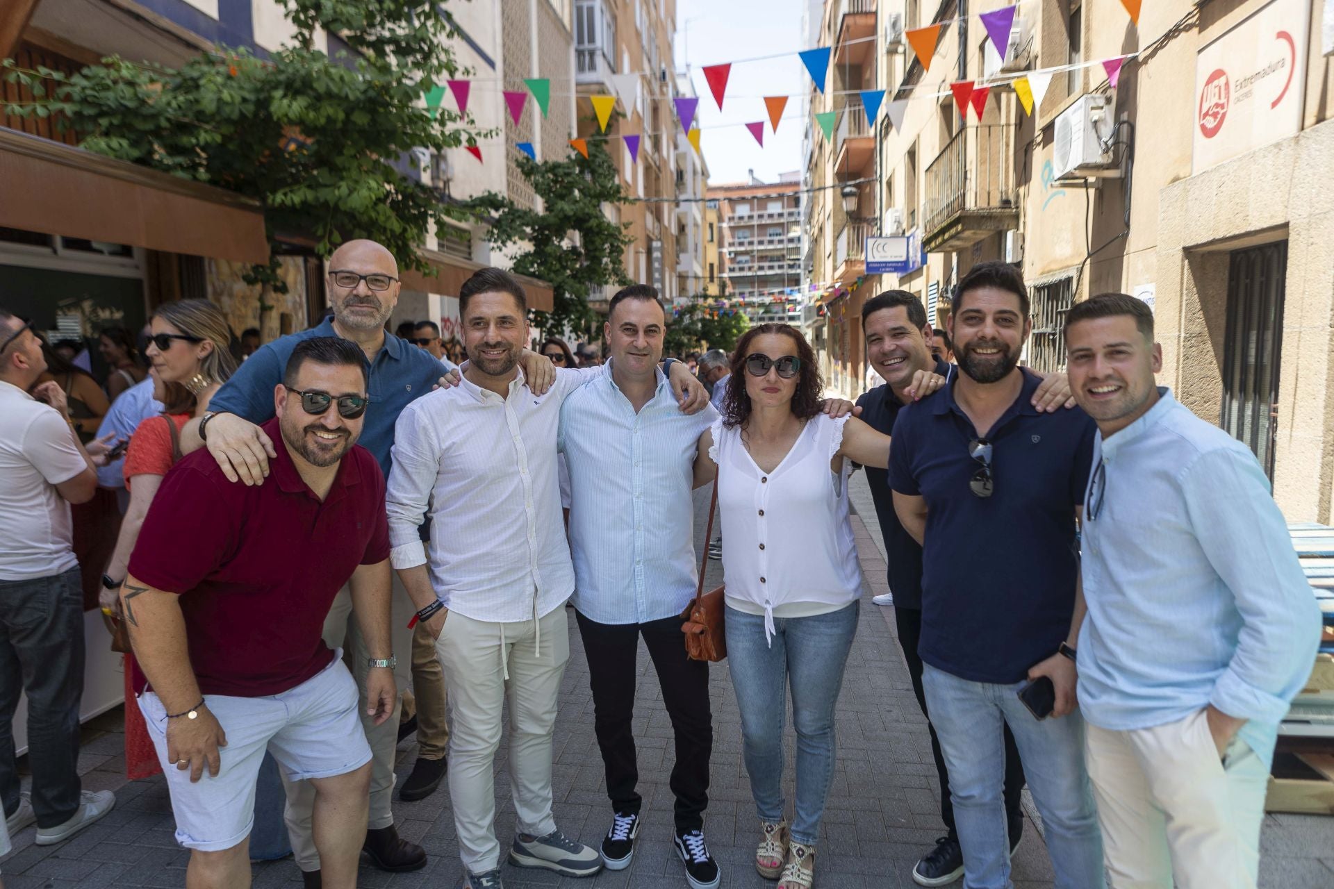 Trabajadores del área comercial de Provecaex y distribuidores de Estrella Galicia.