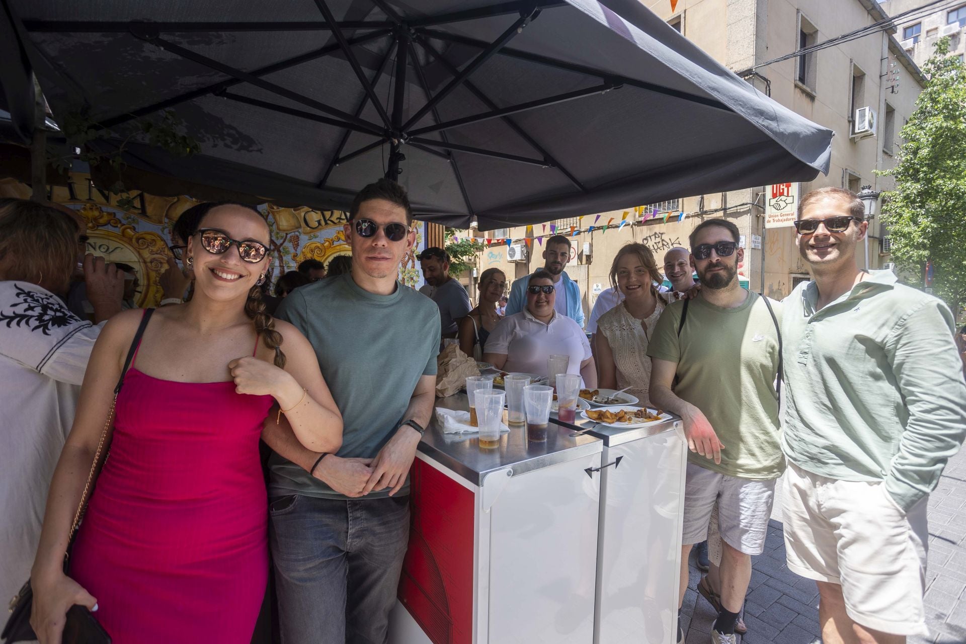 Grupo de árbitros de baloncesto.