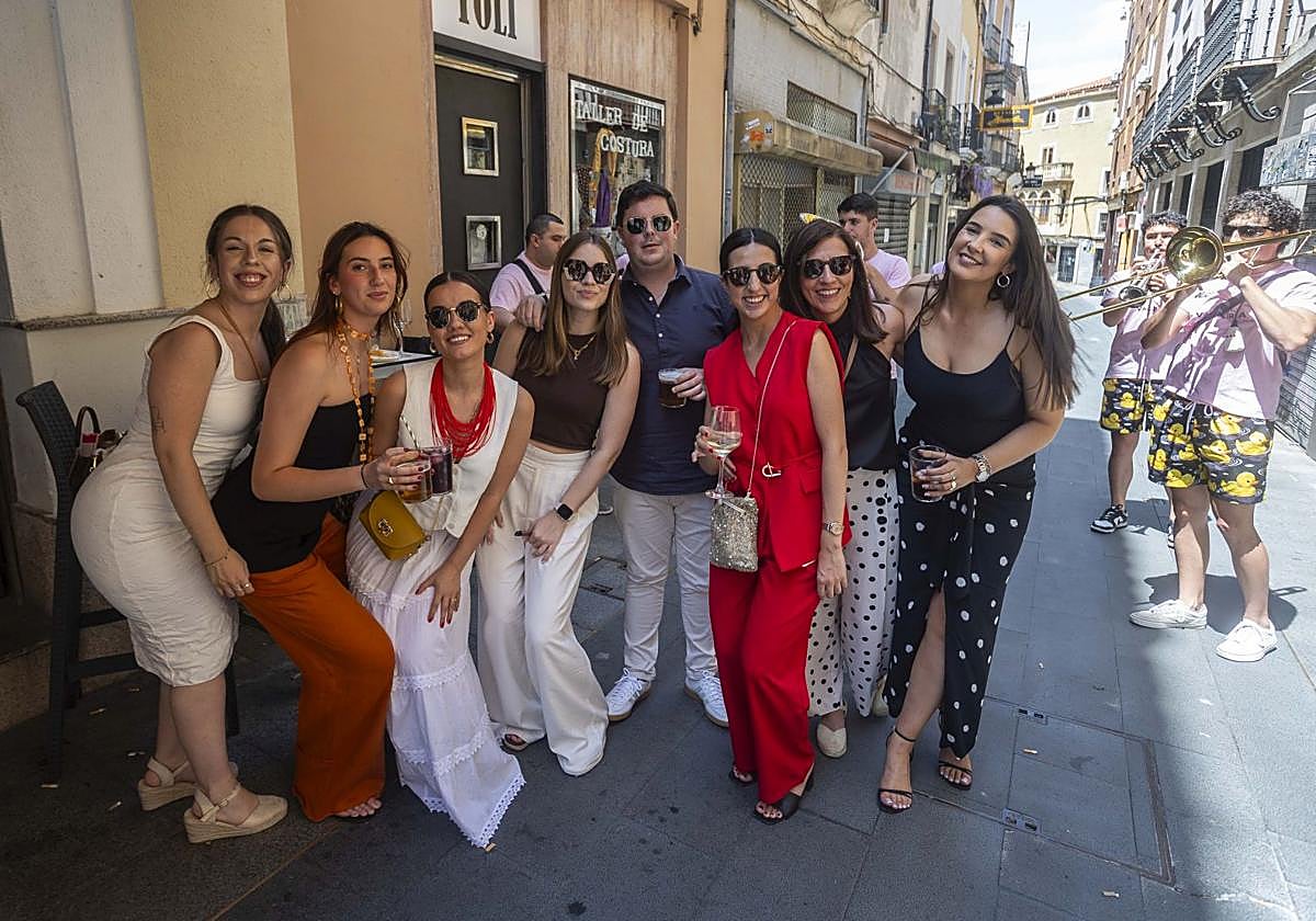 Ambiente en la feria de día de Cáceres