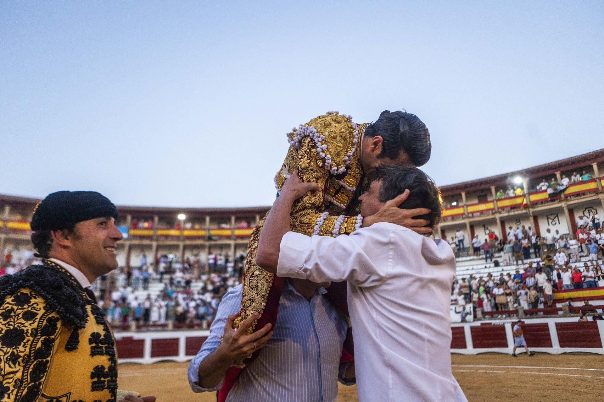 Fotos | Así ha sido el festejo de Morante y Roca Rey en la Feria de San Fernando de Cáceres
